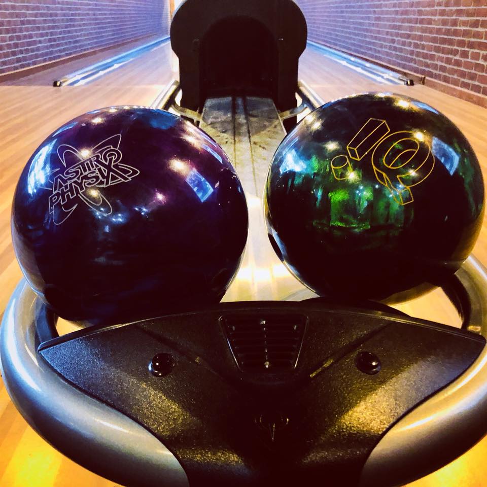 storm astro physix and iq emerald bowling balls bowlerx