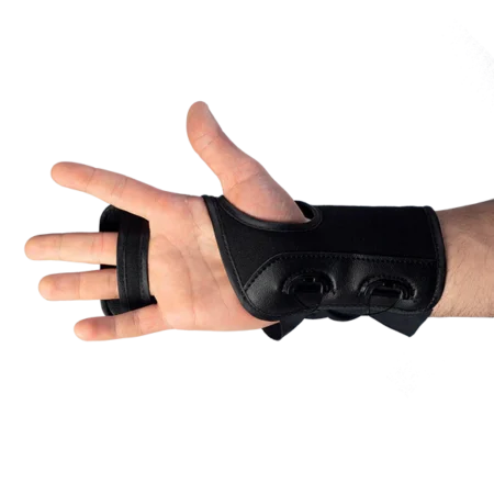 KR Strikeforce Fast Twist Pro Lift Right Handed Bowling Glove - Image 8